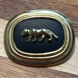 PCI Signed Vintage Gold & Black Panther Oval Brooch. P20